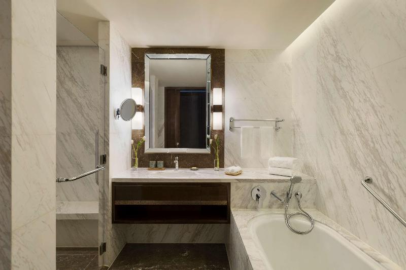 Номер Клуб Кровать Кинг, Midtown Shangri La, Hangzhou   Around 5 Minutes Walking Distance To West Lake