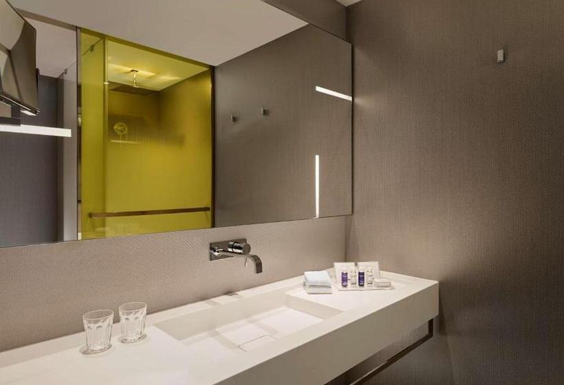 Номер Executive, Park Plaza London Waterloo
