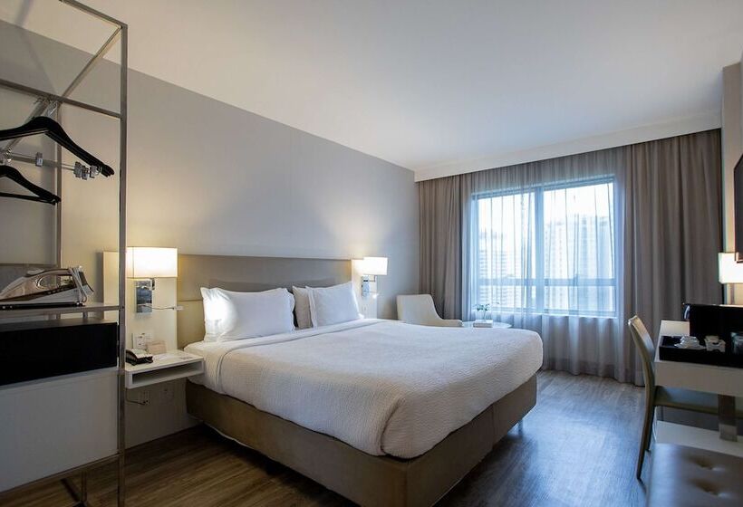 Bisneshuone, Radisson Rio De Janeiro Barra