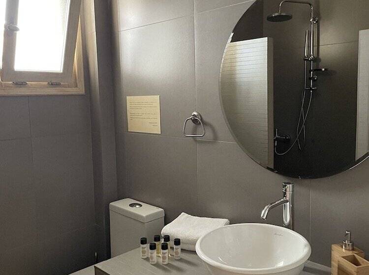 Стандартный Номер Нижний Этаж, Speires Suites