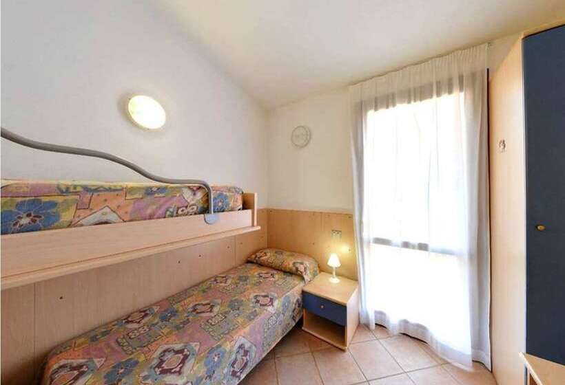 Apartamento 2 Dormitórios, Residence Il Borgo Di Porto Corallo