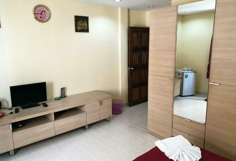 اتاق استاندارد, Oasis Guesthouse & Bar