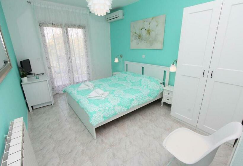 Номер Стандарт с Балконом, Guest House Ambienti