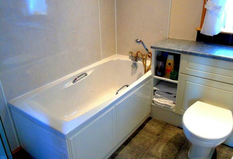 Номер Стандарт, Jomarnic B&b