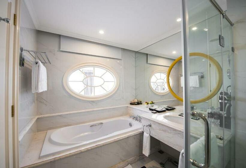 스탠다드 룸 킹사이즈 침대, Vinpearl Resort & Spa Ha Long
