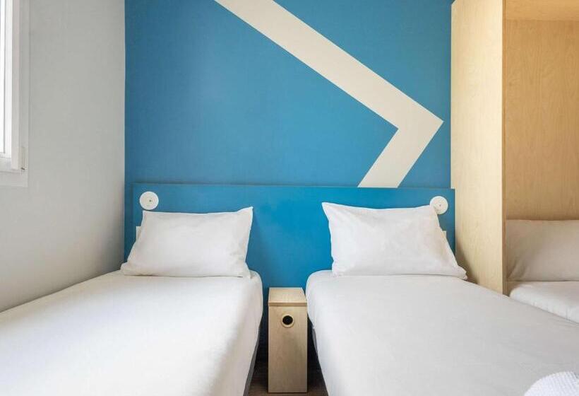 Номер Стандарт Трехместный, Ibis Budget Nanterre La Defense