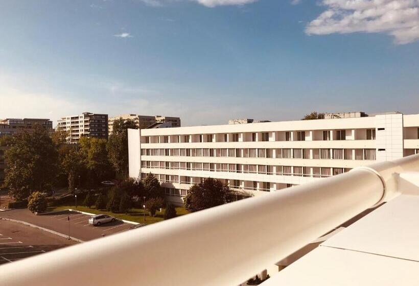 اتاق استاندارد, Zenith