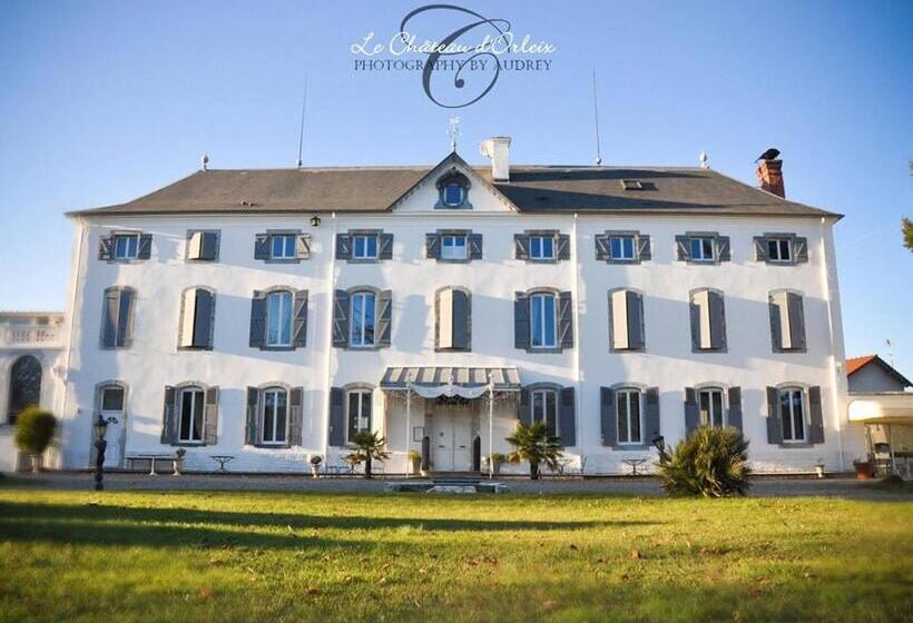 غرفة قياسية رباعية, Le Château D'orleix