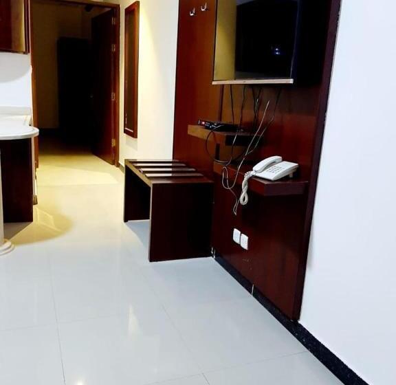 Апартаменты 2 Спальни, Ahlin Suites 3
