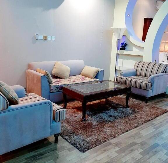 Люкс, Ahlin Suites 3