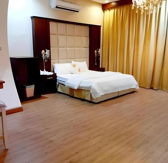 Люкс, Ahlin Suites 3