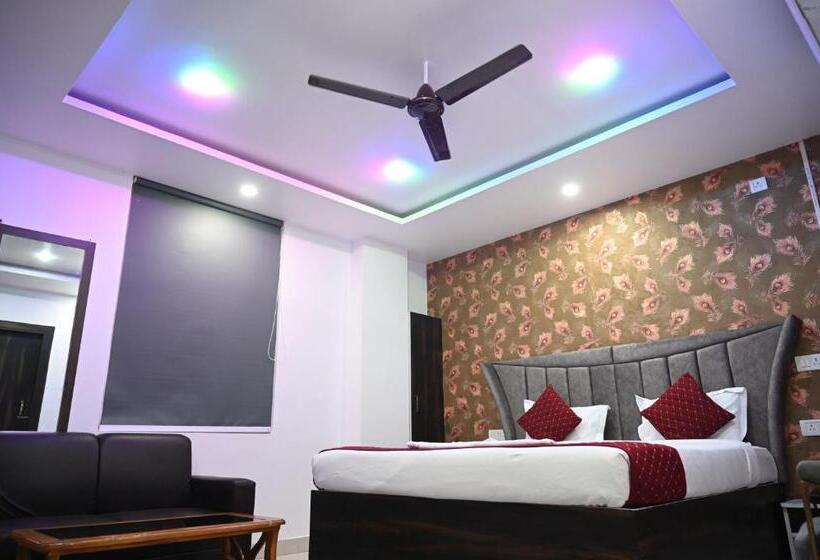 اتاق استاندارد با بالکن, Diamant Inn