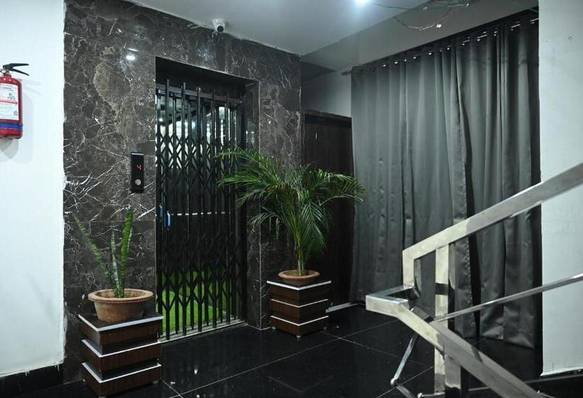 اتاق لوکس, Diamant Inn