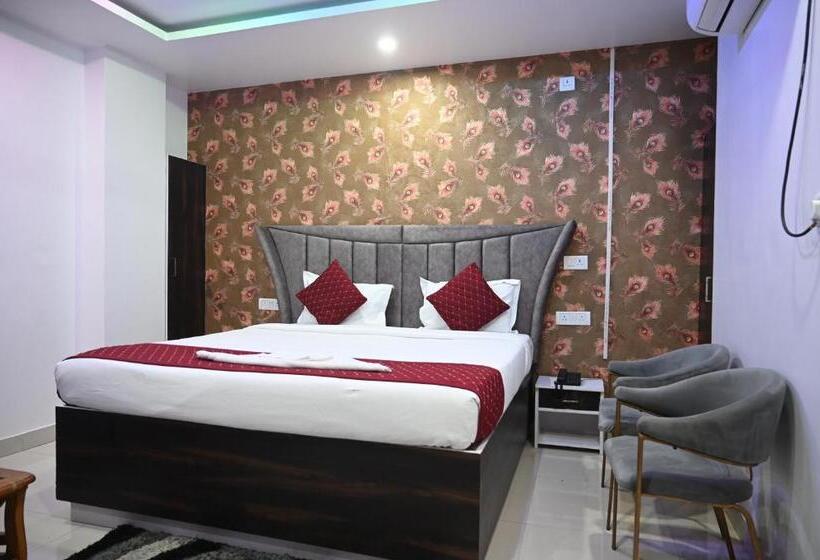 اتاق لوکس, Diamant Inn