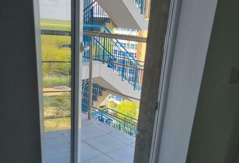 带1个卧室的带阳台的公寓, Olimp Sea View Apartments Etajul 11