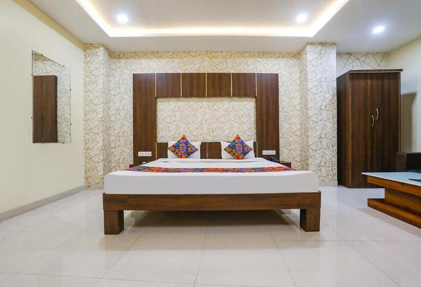 家庭间, Fabhotel Heritage I