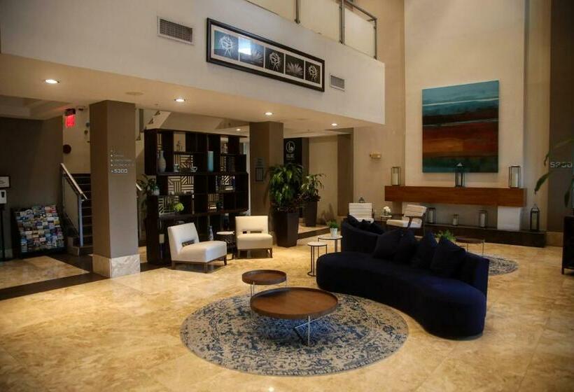 Апартаменты 1 Спальня с Балконом, Upscale Resort Villa In The Heart Of Miami