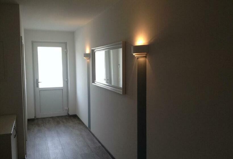 Апартаменты 1 Спальня с Террасой, Aparthotel Am Heidensee