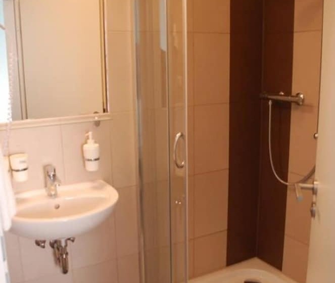 컴포트 룸, Casilino Hotel A 24 Wittenburg