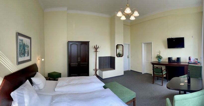 Номер Стандарт, Apartmenthaus Stadt Metz