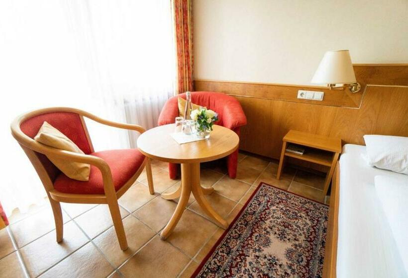 스탠다드 룸, Gasthaus Zum Rössel Lichtenau