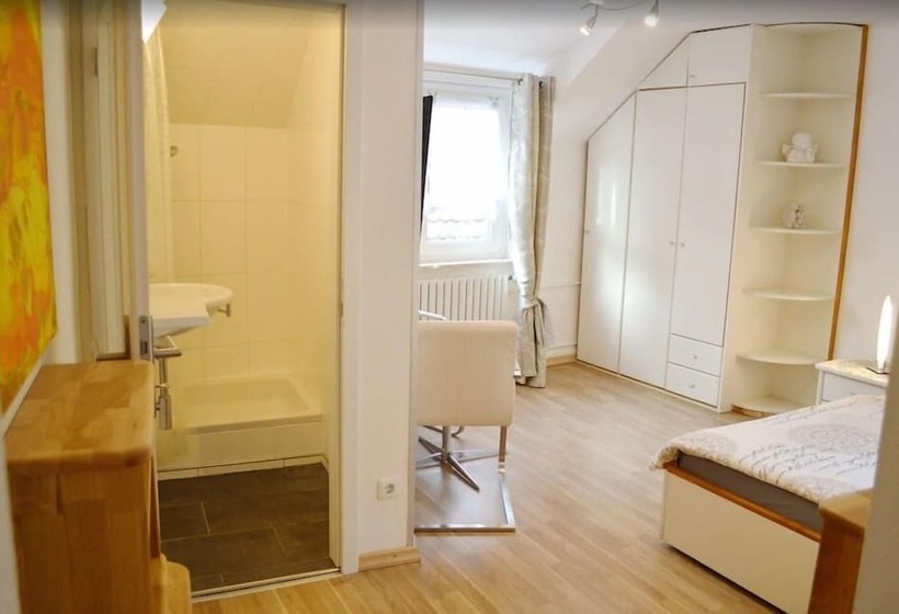 Номер Стандарт, Ulrike S Pension Am Kurpark
