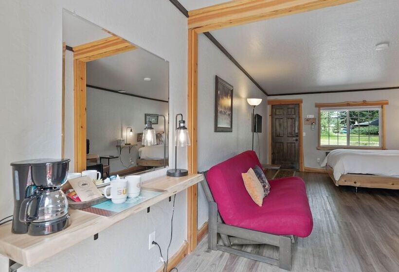 Номер Стандарт, Lake Village Lodge