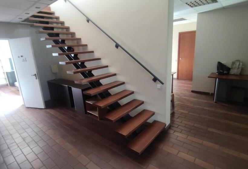 اتاق استاندارد, Romainiai Guest House