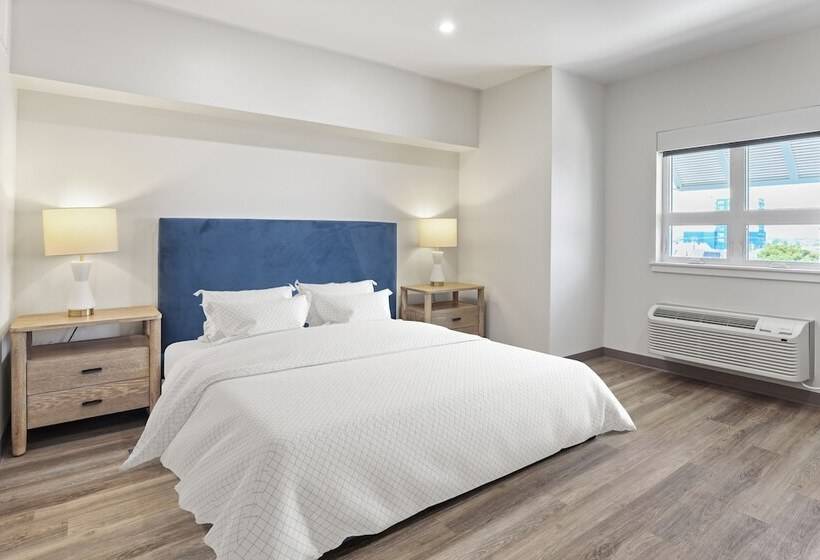 스위트, Seaport Suites