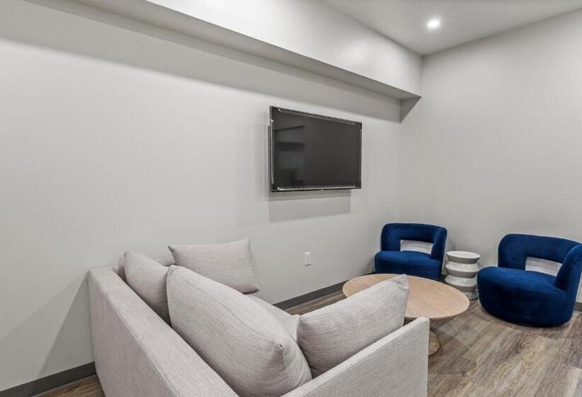 스위트, Seaport Suites