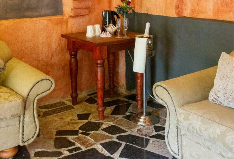 디럭스 스위트, Equeen Inn At Castle Da Angelo