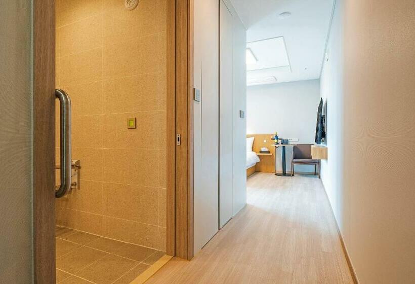 חדר סטנדרט נוף לעיר, Sokcho I Park Suite Hotel & Residence
