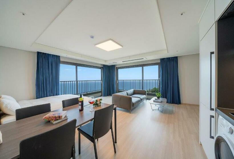 חדר משפחתי נוף לים, Sokcho I Park Suite Hotel & Residence