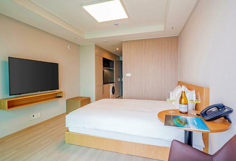 חדר דלוקס צדדי נוף לים, Sokcho I Park Suite Hotel & Residence
