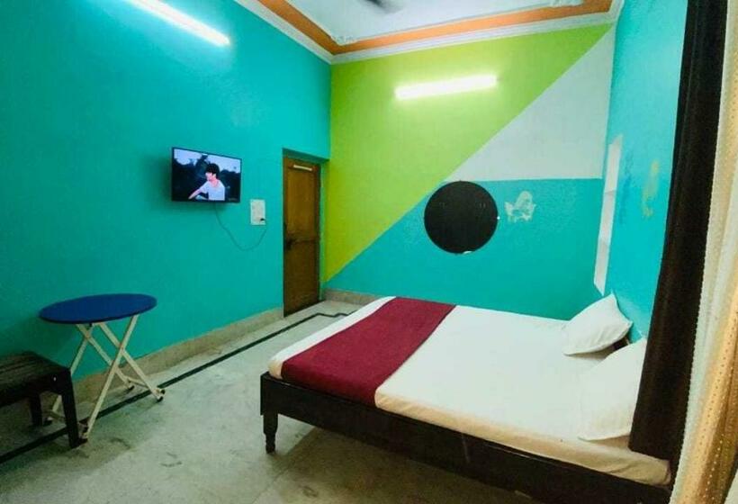 Трехместный Номер Классика, Oyo 81194 Aradhya Residency