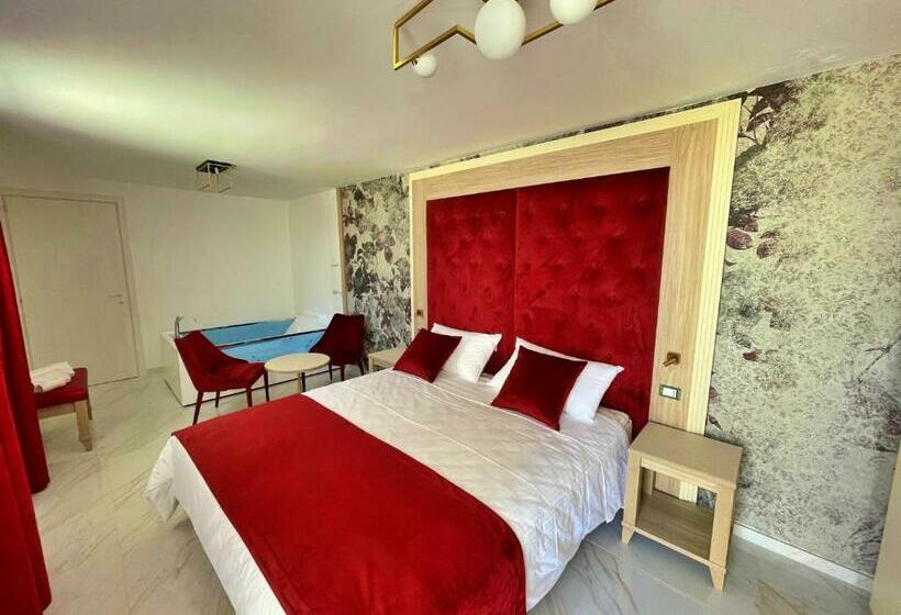 اتاق استاندارد با وان آب گرم, Grotta Saracena Resort
