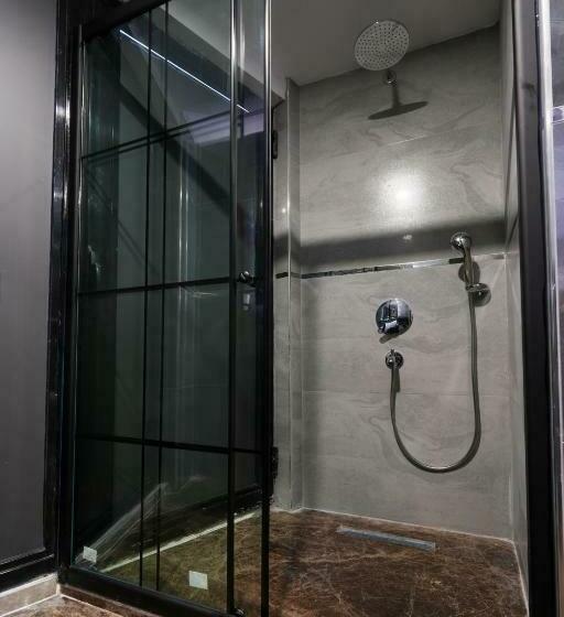 חדר סטנדרט, Kurucesme Business