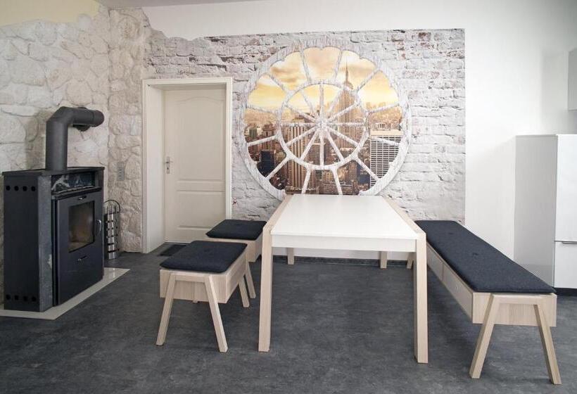 جناح ديلوكس, Designpension Idyll Nr2 Hotel Garni