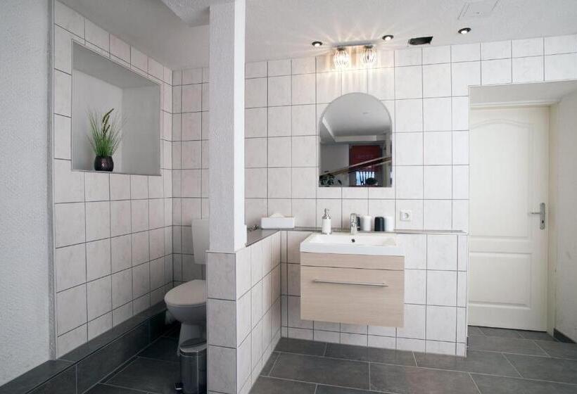 Люкс Повышенной Комфортности, Designpension Idyll Nr2 Hotel Garni