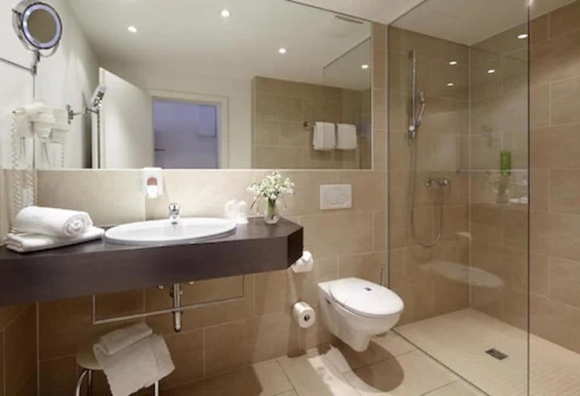 Quarto Estandar, Ante Porta Das Stadt