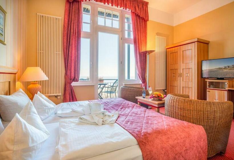 스탠다드 발코니 룸 바다 전망, Strandhotel Möwe