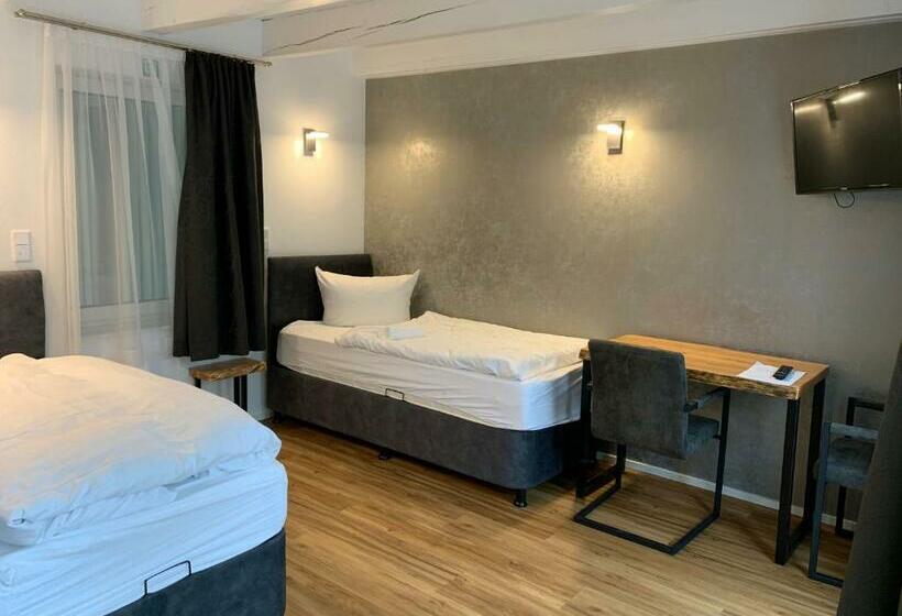 Номер Deluxe, Tat Tagungs  Und Gästehaus