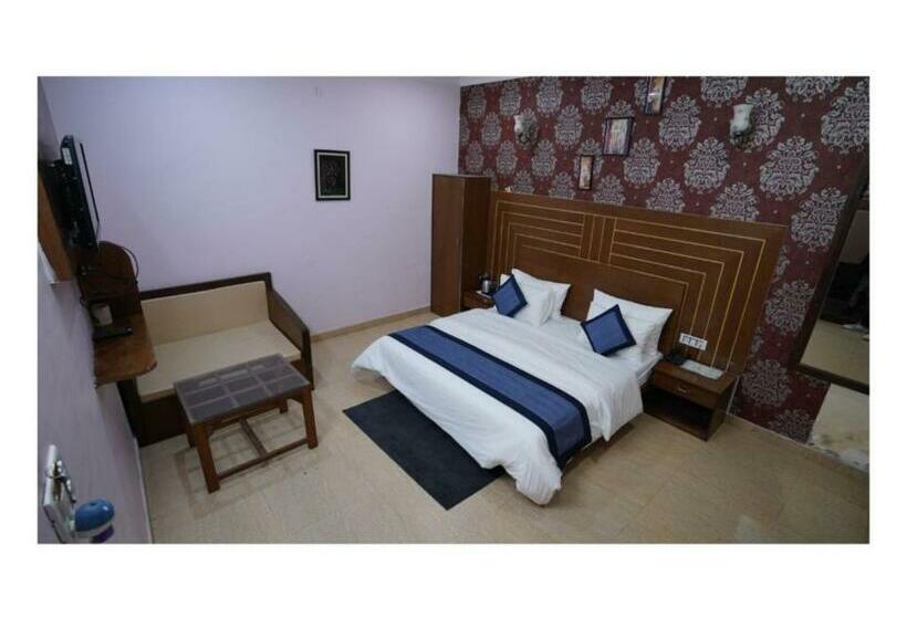 디럭스 룸, Hr Dukes Den Resort