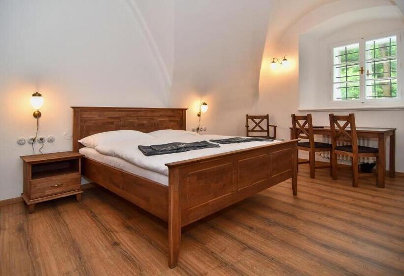 침실 1개 수피리어 아파트, Zámek Castle Račice   Předzámčí Forecastle