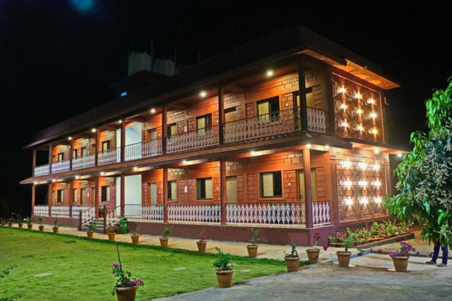 Номер Deluxe Кровать Кинг, Beach Village Resort
