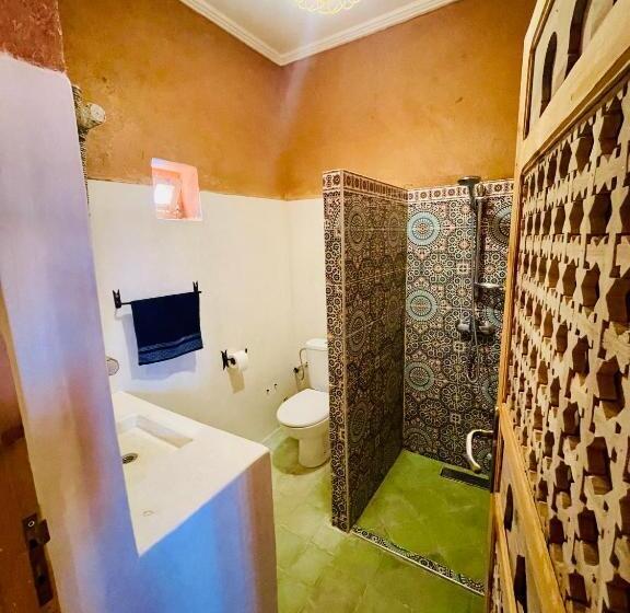 اتاق استاندارد, Tigmi Timhar