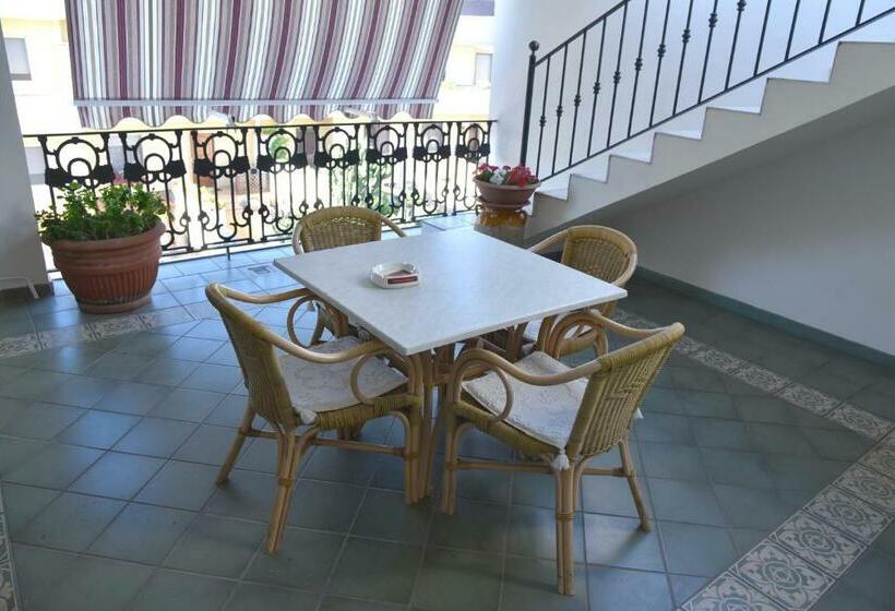 Family Suite, Casasalento