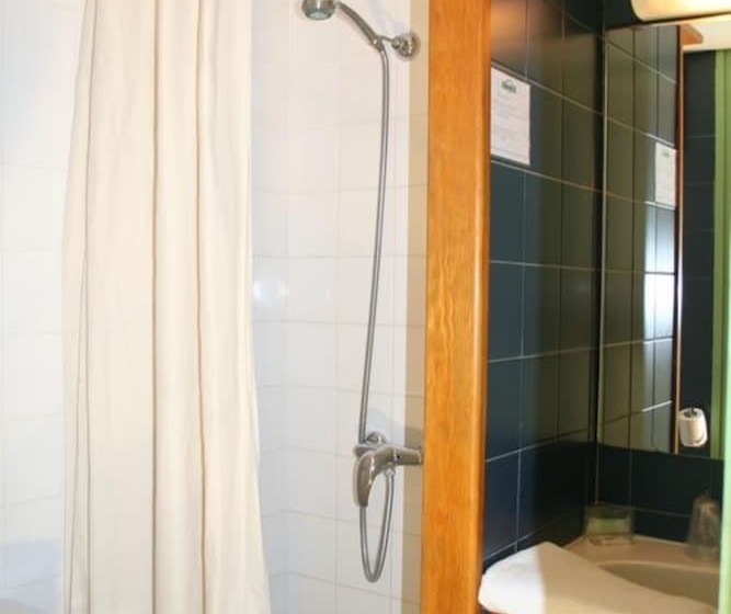 Номер Стандарт, Hôtel La Chartreuse