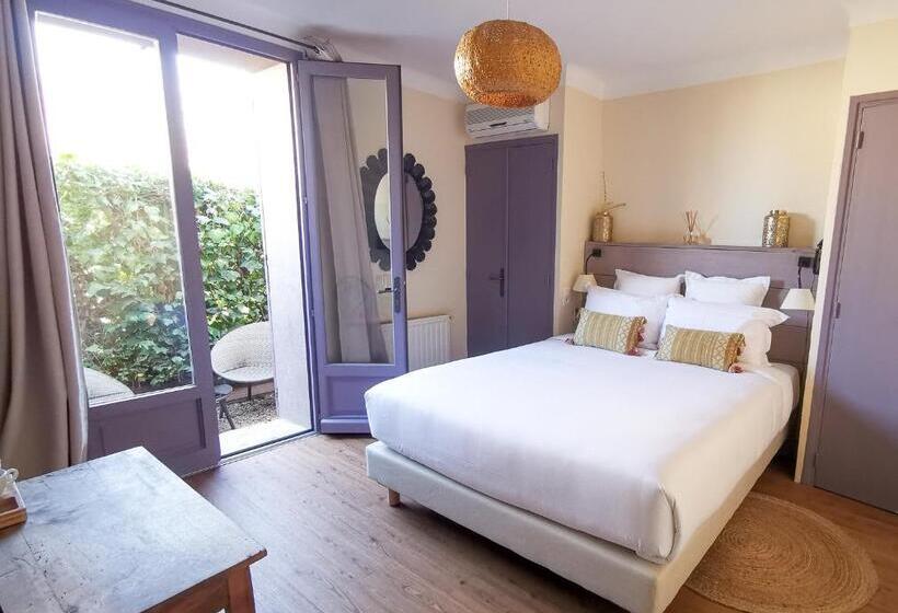 Номер Стандарт Внутренний, Hôtel Sous Les Figuiers   Piscine, Parking, Centre Ville