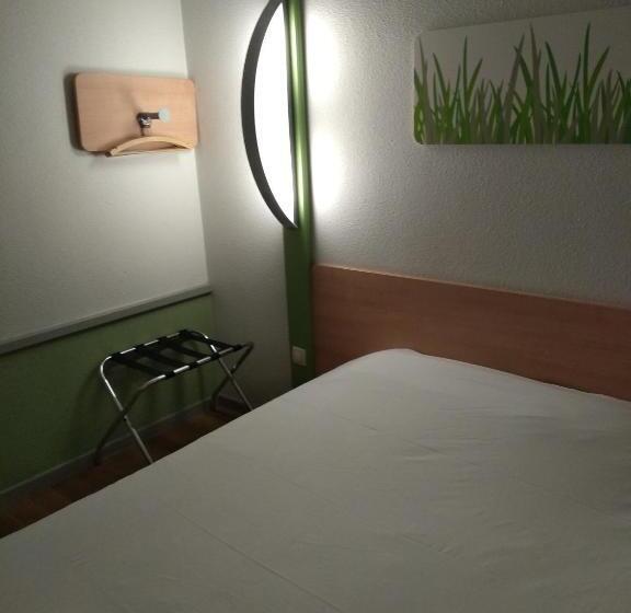 Апартаменты 2 Спальни, Inn Design Laon